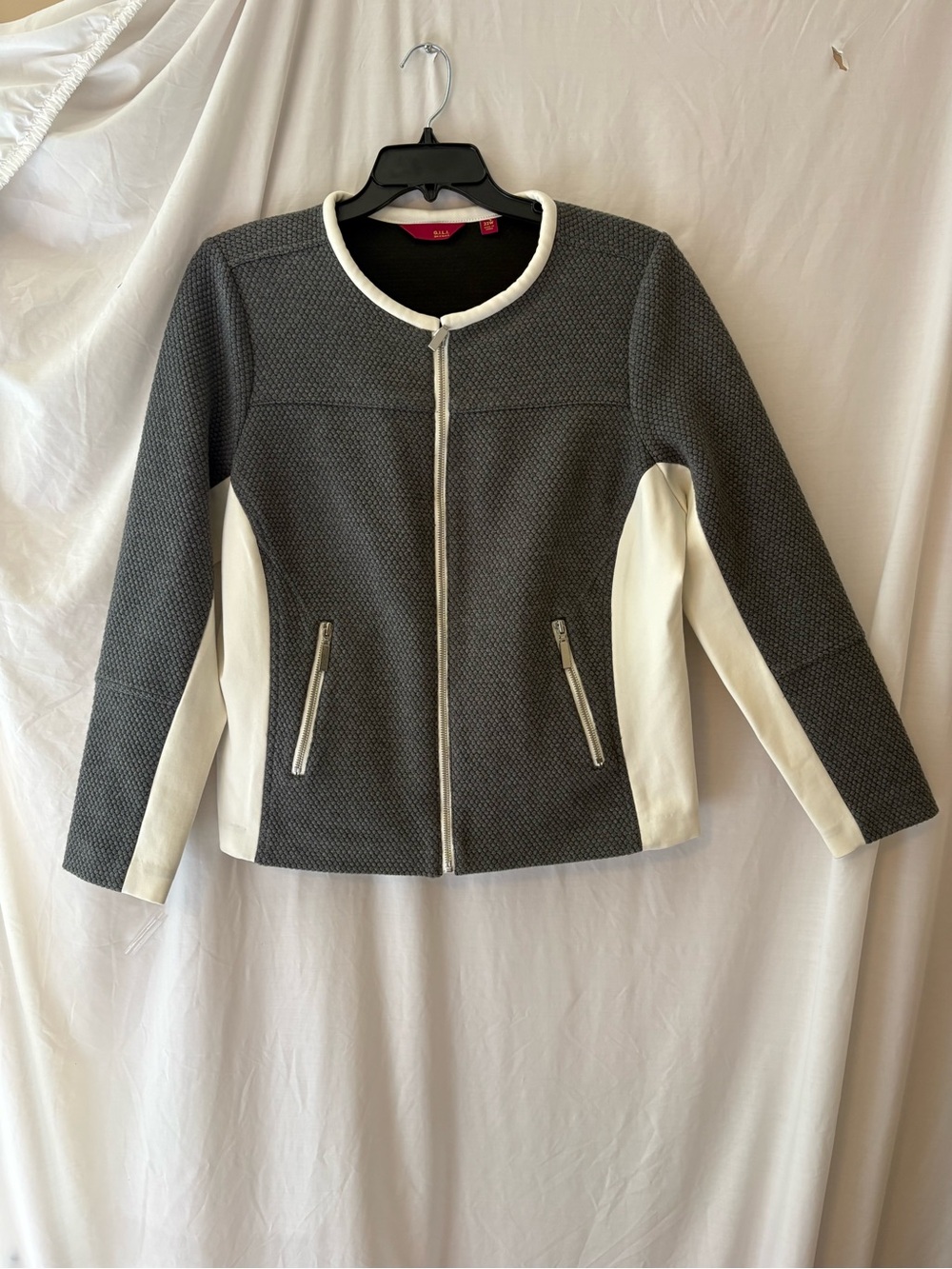 G.I.L.I. Gray and Cream Zip-Front Textured Jacket